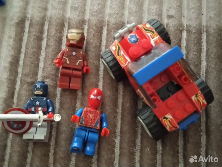 Человечки - герои из лего- аналога
