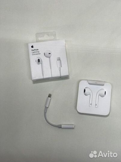 Наушники на iPhone 11 оригинал