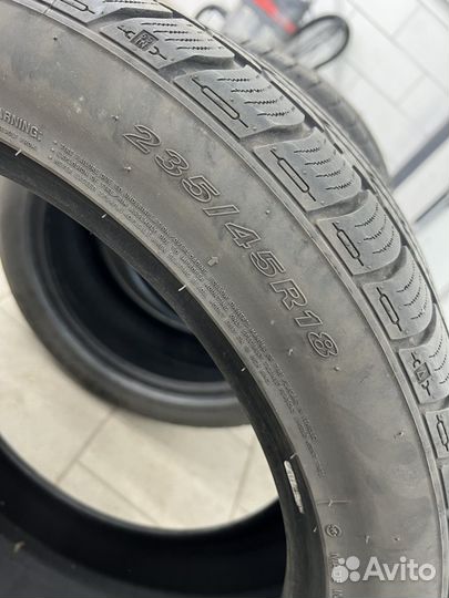 Roadstone Winguard 18/45 R18 19B