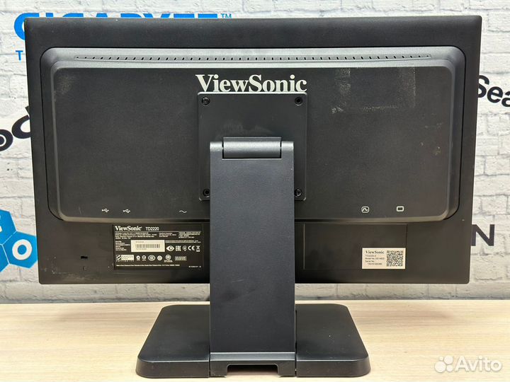LED Монитор 22 дюйма ViewSonic DVI-D VGA USB 60 Гц