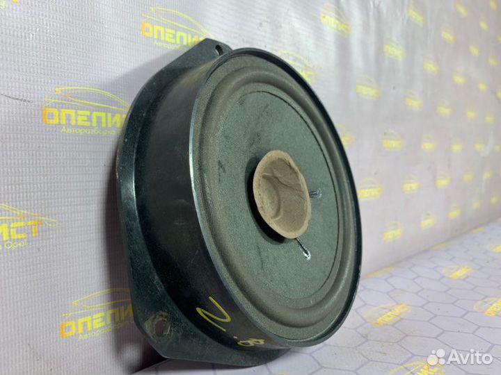 Динамик звуковой передний Opel Zafira B