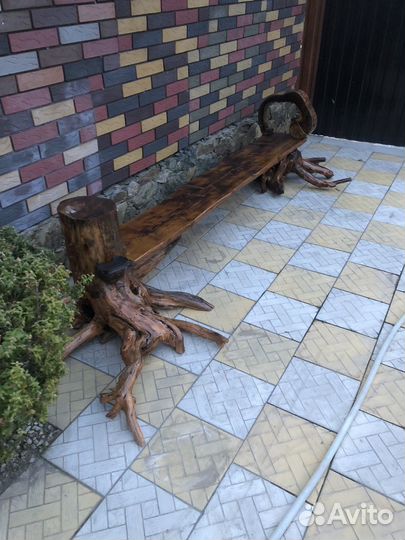 Скамейка деревянная