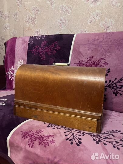 Швейная машина пмз им Калинина белая