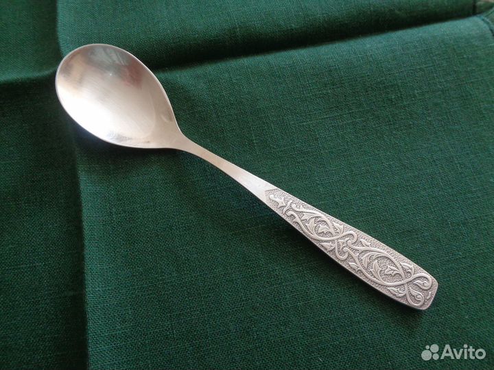 Ложки мельхиоровые десертные, винтаж, наб.6 штук