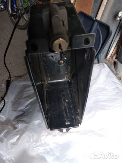 Бокс, кассета приемника Урал авто 2