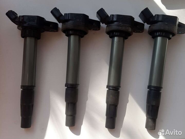 Катушка зажигания Toyota Auris 9091902252 1ZR-FE