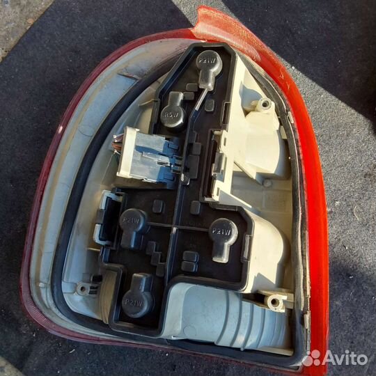 Opel corsa b задний правый фонарь