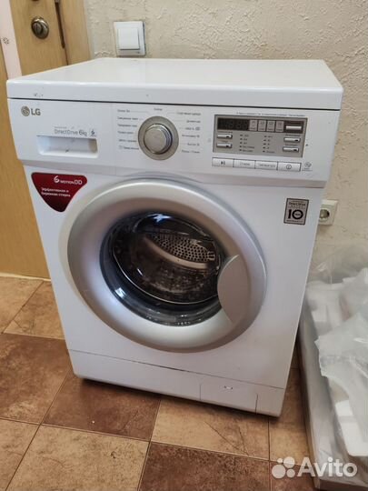 Стиральная машина б/у LG F12B8ND1 нерабочая