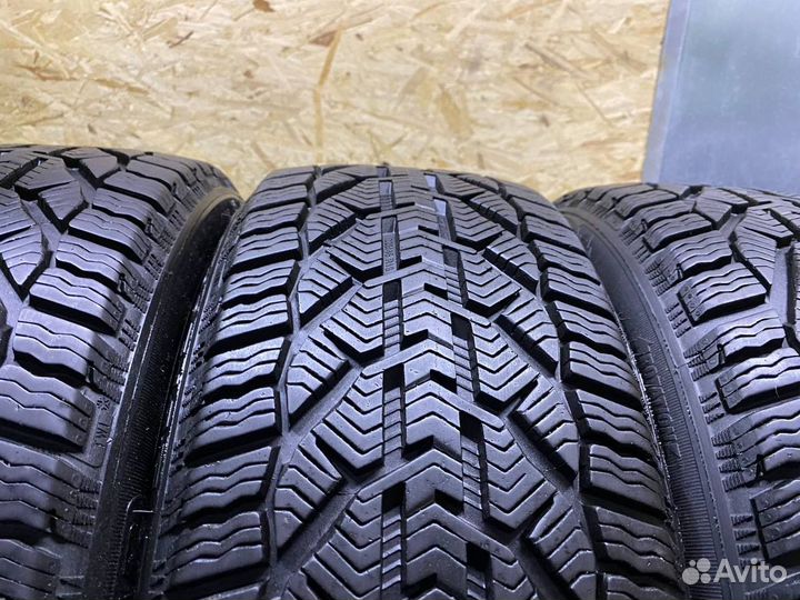 Tigar Winter 225/45 R18 95V