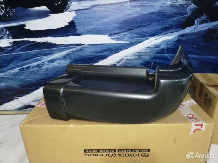Угол бампера задний Toyota Land Cruiser 80