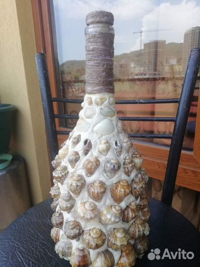 Бутылки декорированные ракушками