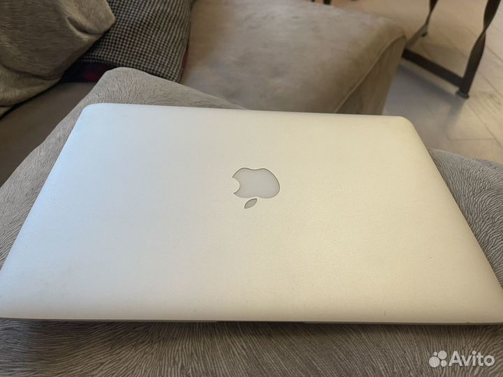 Apple MacBook Air A1369