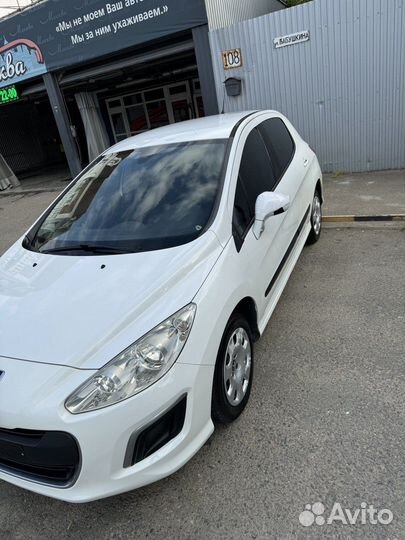 Peugeot 308 1.6 AT, 2011, 126 372 км