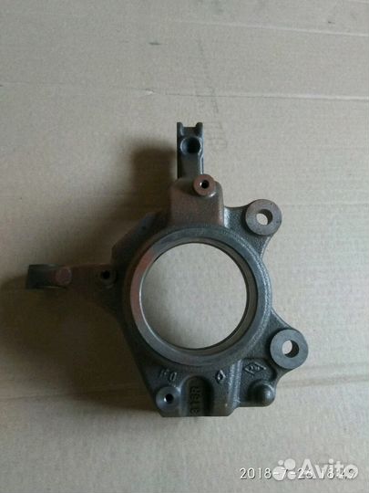 Nissan Terrano D10 кулак поворотный пр новый