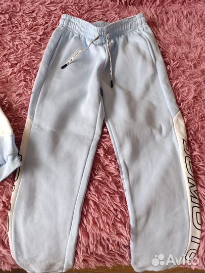 Спортивный костюм для девочки 140