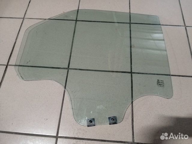 Стекло задней правой двери Рено Логан,Б/У,Ориг