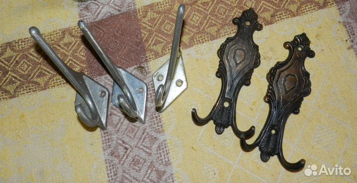 Ручки дверные, крючки, вешалки