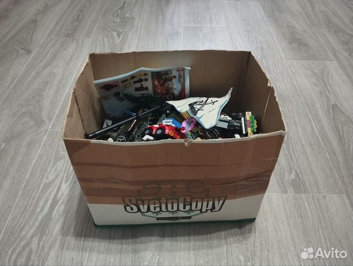 Lego коробка