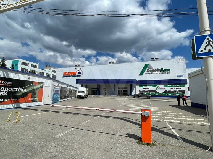 Торговая площадь, 1000 м²