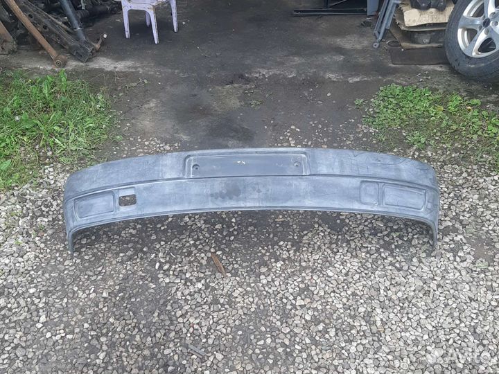 Бампер передний Фольксваген Т4 T4 до 1996 года