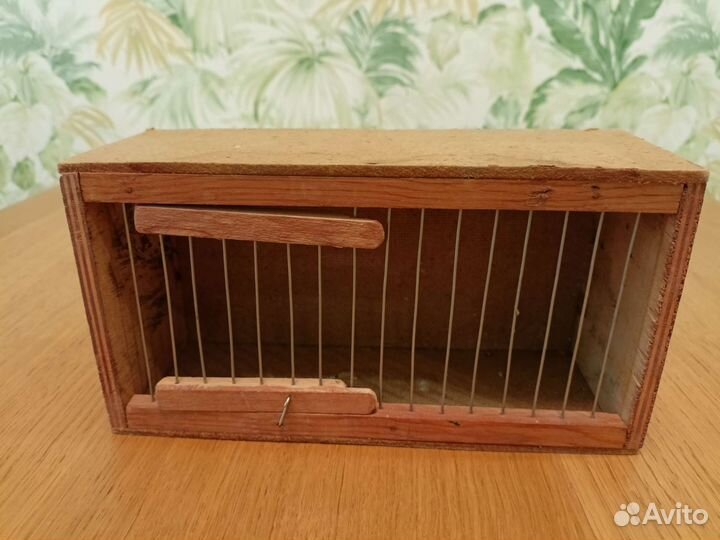 Корм для волнистых попугаев и переноска