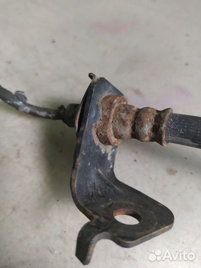 Трубка тормозная задняя правая Mitsubishi