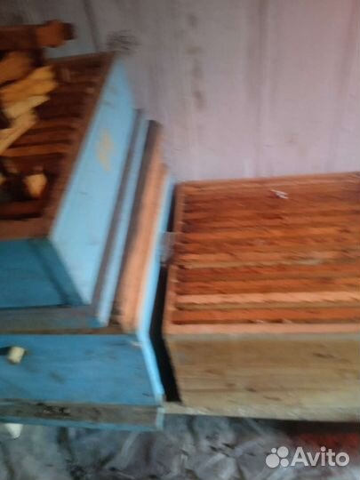 Продам улья 12 рамочные и 10 рамочные