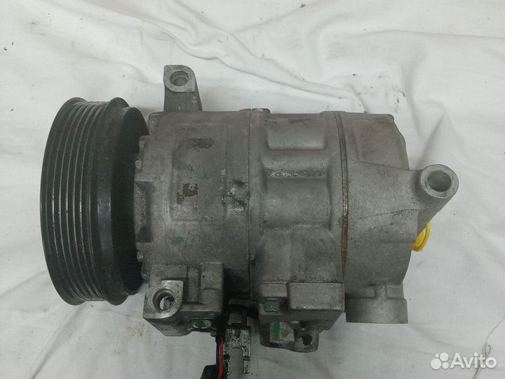 Компрессор кондиционера Audi A6 c6 3.2 FSI