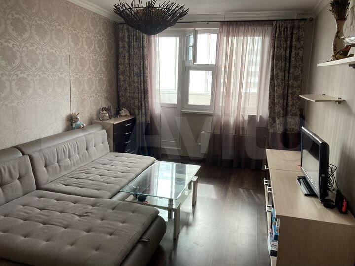 2-к. квартира, 64 м², 14/25 эт.