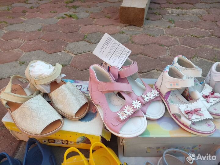 Сандали на девочку