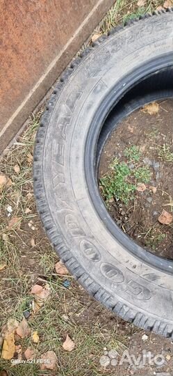 Pirelli Formula Ice 215/65 R16