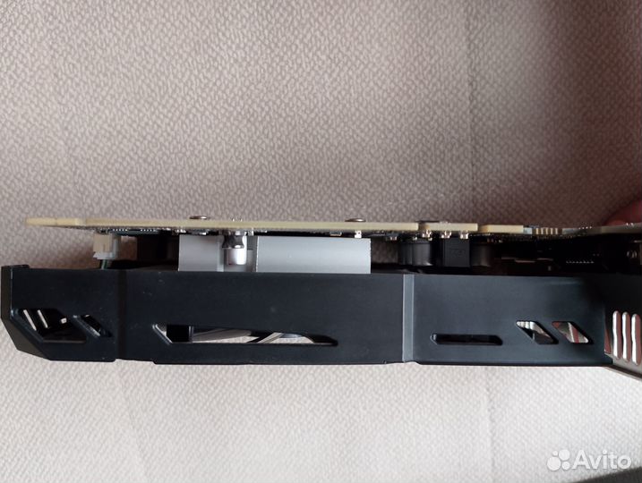 Продаю видеокарту rx550 4gb