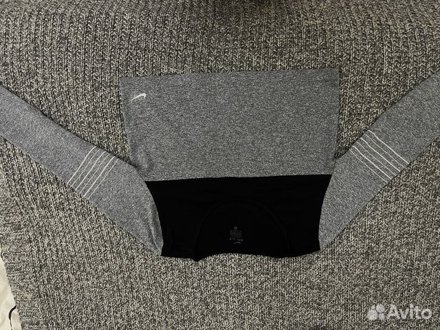 Nike рашгард