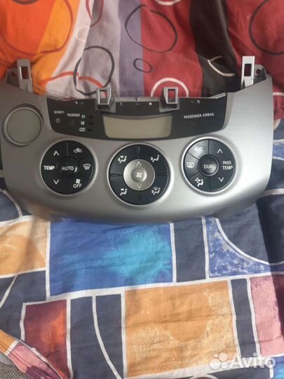 Климат toyota rav4 2008г