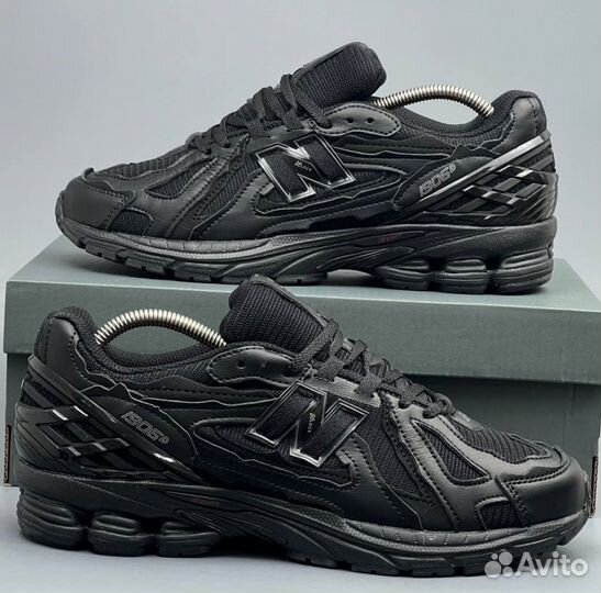 Стильные кроссовки New Balance 1906