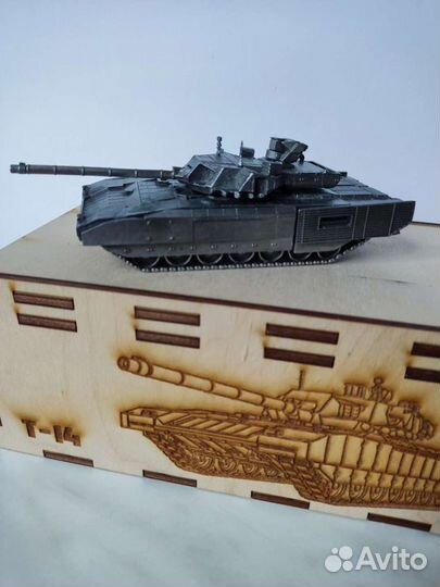 Модель танка Армата Т-14 в масштабе 1/72
