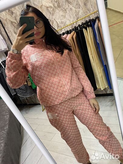 Костюм спортивный женский