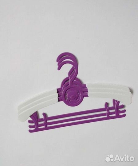 Вешалка для детской одежды