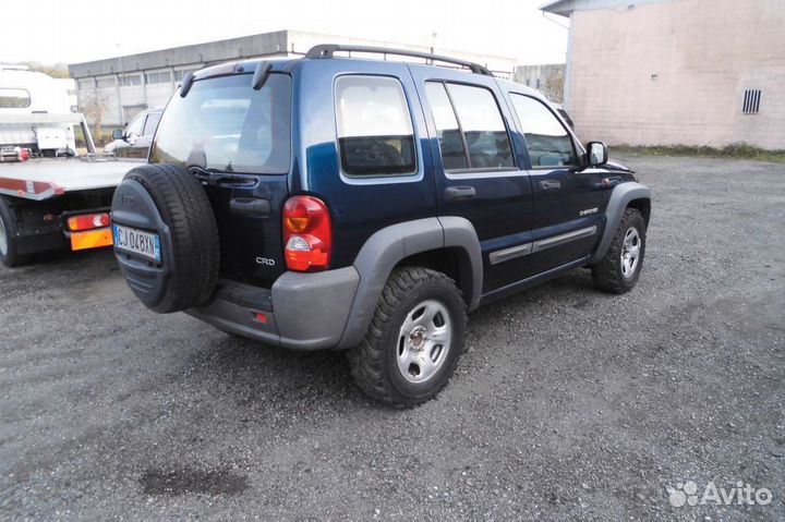 В разборе Jeep Cherokee 2003