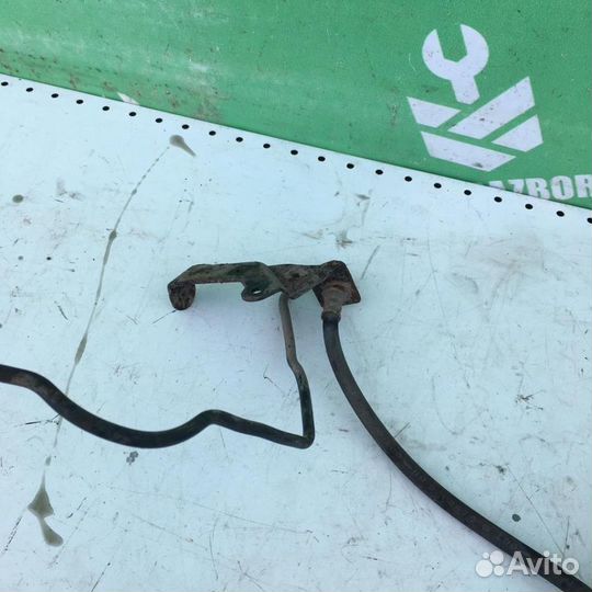 Трубка цилиндра сцепления Тойота Карина Е