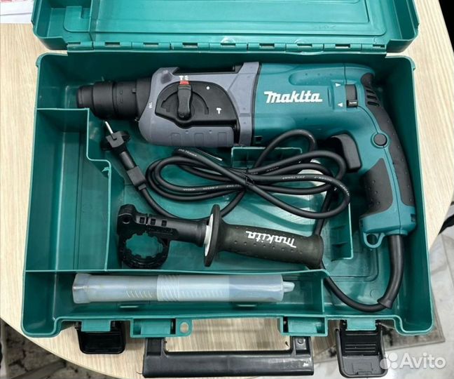 Новый Перфоратор Makita HR2470