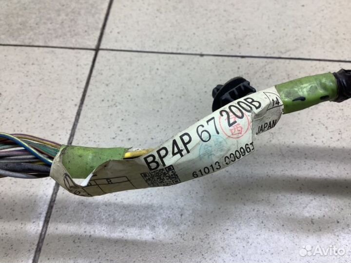 Проводка (коса) двери передняя правая Mazda 3 BK