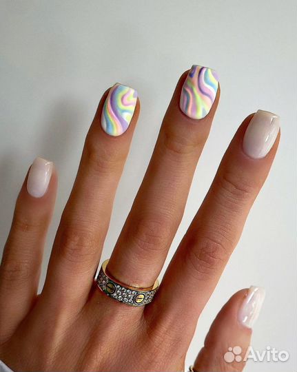 Маникюр, педикюр, наращивание ногтей