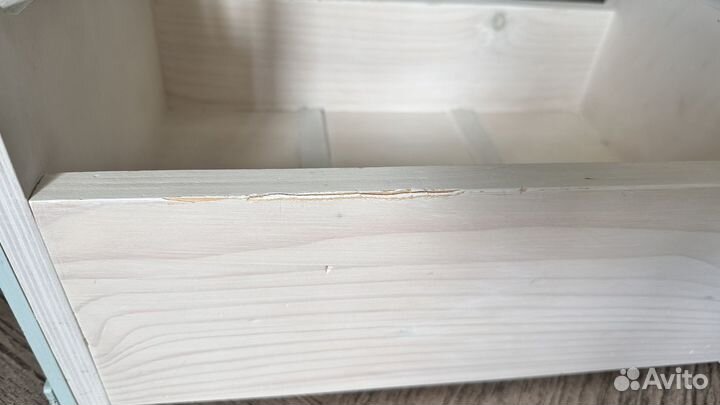Полка для книг детская