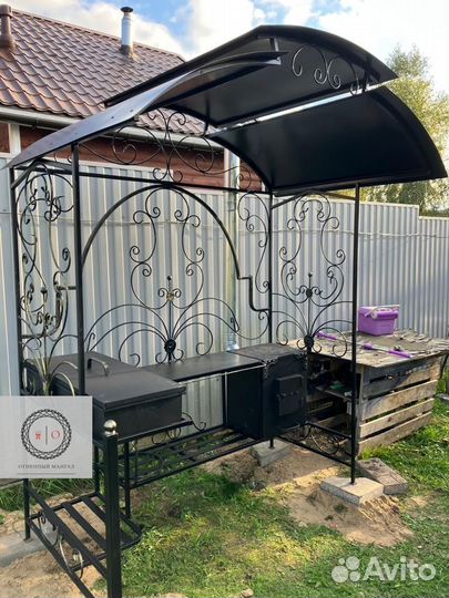 Мангалы с крышей