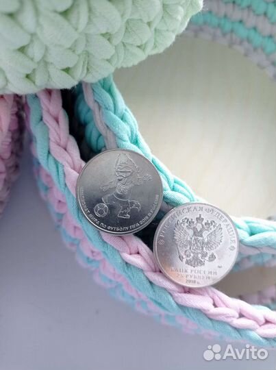 Монеты 25 рублей/чм 2018 Волк Забивака