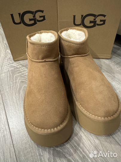 Натуральные высокие угги на высокой подошве с нату