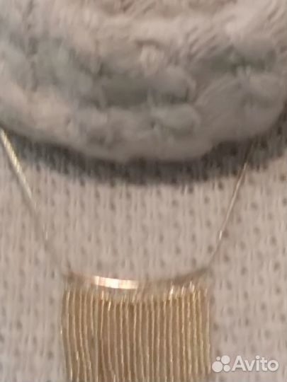 Колье на шнуре,новое