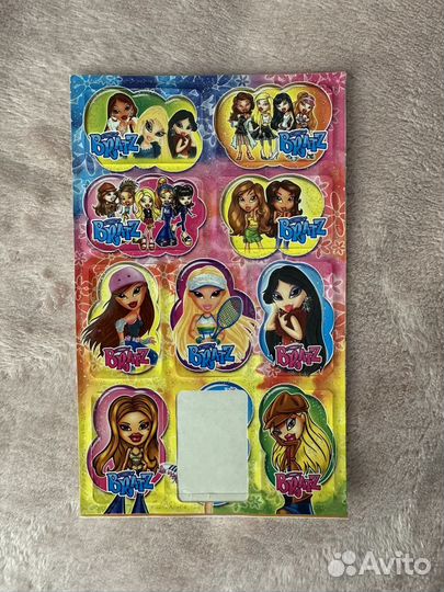 Наклейки Bratz неполные