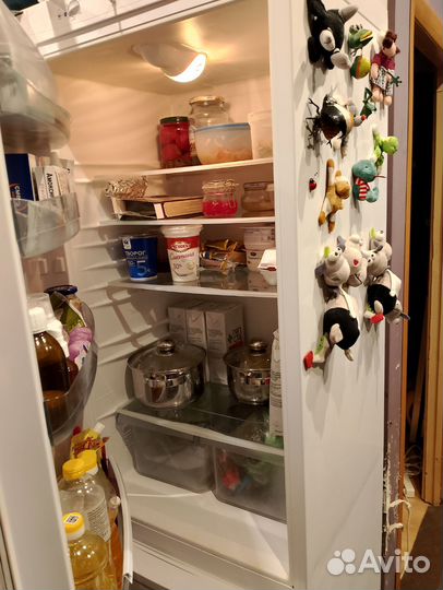 Холодильник двухкамерный бу